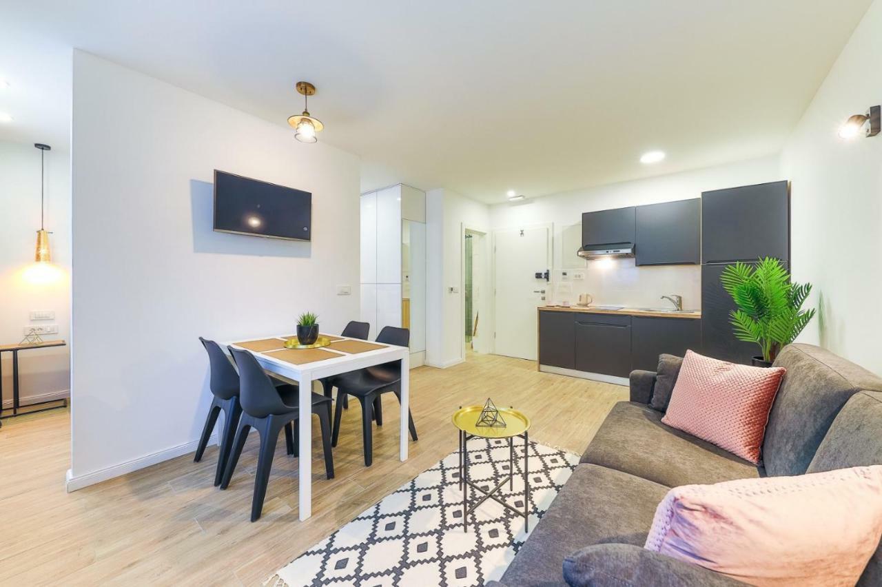 Ferienwohnung Onesta Split Exterior foto