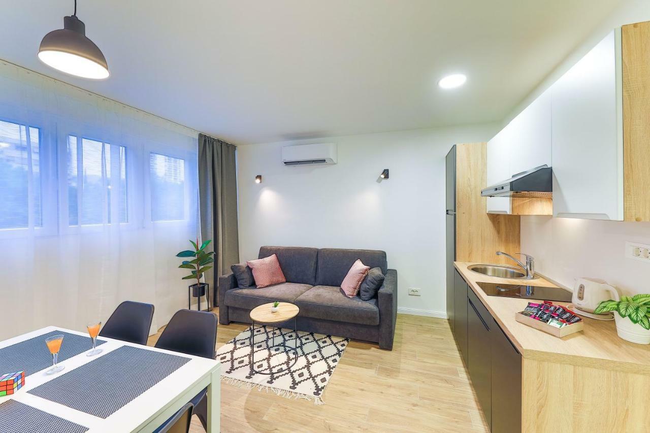 Ferienwohnung Onesta Split Exterior foto